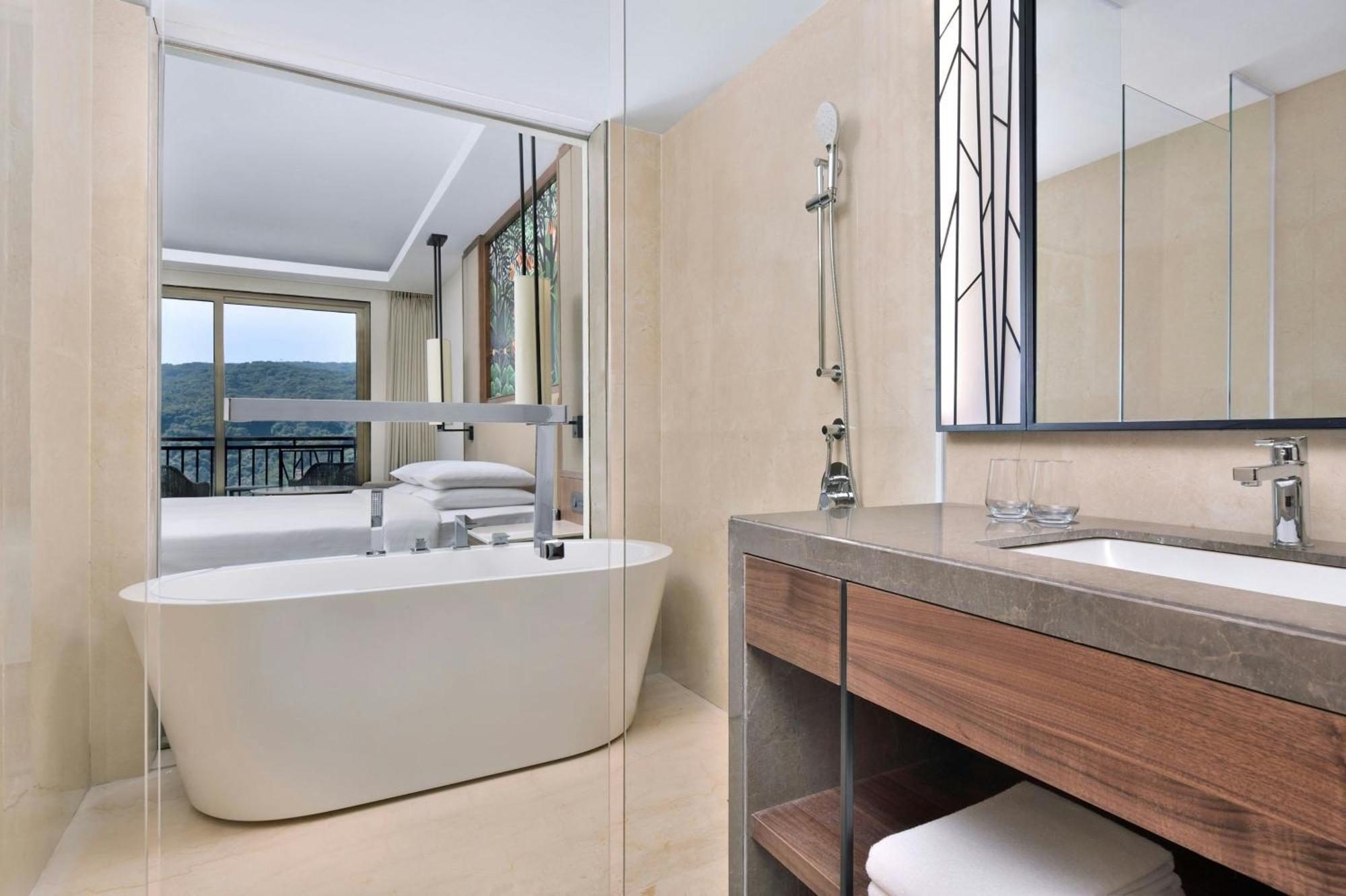 Courtyard By Marriott Mahabaleshwar Otel Dış mekan fotoğraf